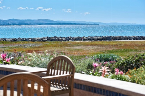 Beach House Half Moon Bay image 12